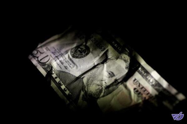 کدام معامله‌گران "دلار" ضرر می‌کنند؟