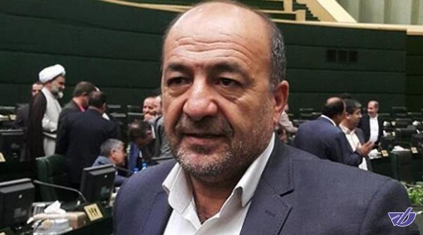 کرم پور: چطور با داعش مبارزه میکنیم اما نمیتوانیم با قاچاق مبارزه کنیم؟