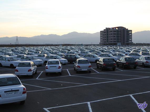 اخذ مالیات از خرید و فروش خودروی صفرکیلومتر دلالی را کاهش می‌دهد