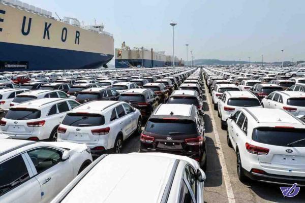 ۵۶۰۰۰ خودرو وارد کشور شد