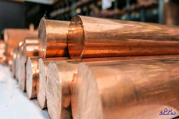 "فملی" و اُفت ۳۸ درصدی درآمد‌ها در مردادماه