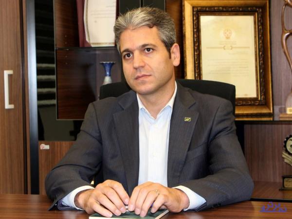 توسعه بازار به حرفه ای شدن بورس کمک می کند