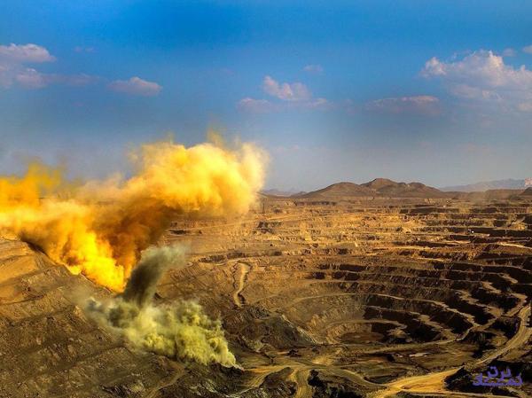 گندله دست «کگل» را گرفت