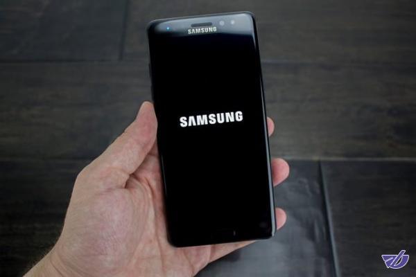 سیر نزولی درآمدهای سامسونگ