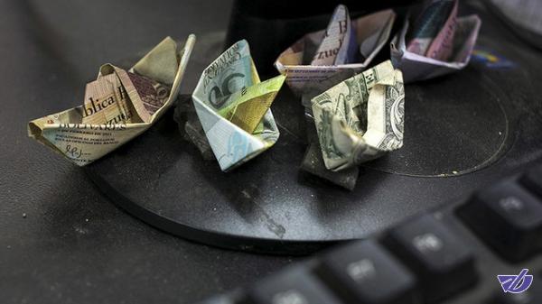 تلاش برای براندازی دلار در معاملات نفتی جدی‌تر شد