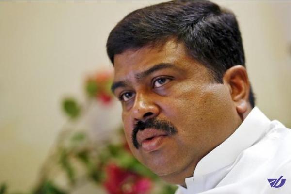 پیش‌بینی تاثیر تحریمها روی واردات نفت ایران زود است