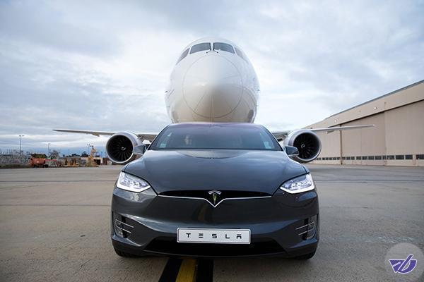 رکوردشکنی تسلا مدل X با کشیدن یک فروند بوئینگ!