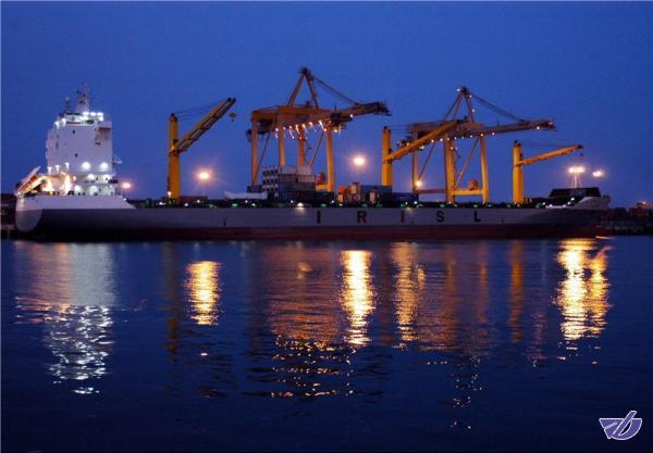 مشکل سه دریانورد ایرانی گرفتار در آب های امارات حل شد