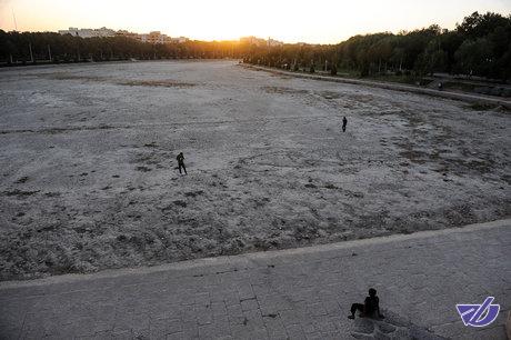 آخرین وضعیت زاینده‌رود و دریاچه ارومیه