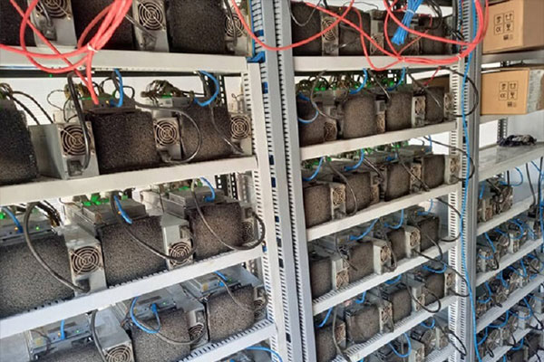 توقیف ۱۰۱ دستگاه ماینر غیرمجاز در کرمانشاه